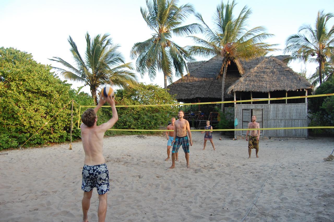 The Beach Crab Resort Pangani Extérieur photo